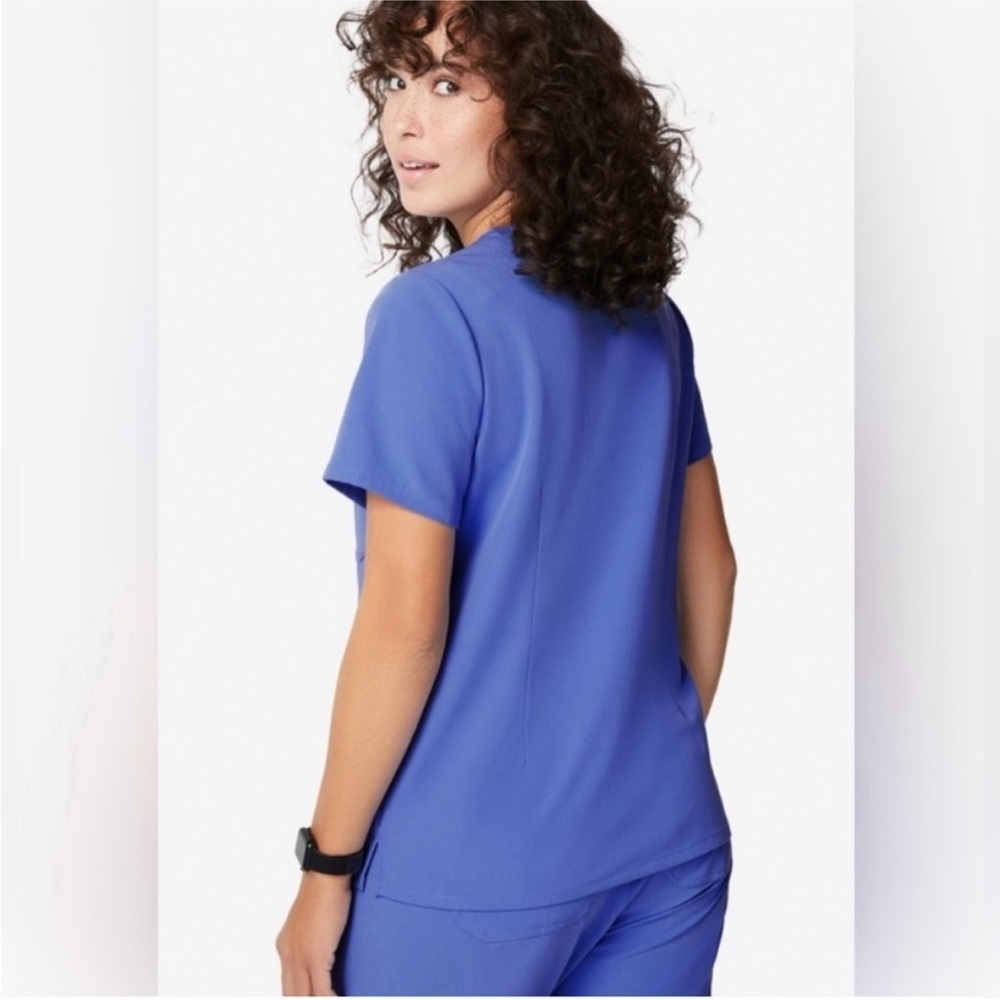 Figs Catarina One-Pocket Scrub Top denim - Picture 1 of 2